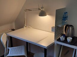 Kaiser Homestay