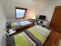 Kaiser Homestay