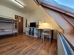 Kaiser Homestay