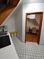 Kaiser Homestay