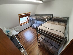 Kaiser Homestay