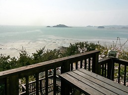 Badasol Fragrance Pension