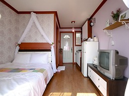 Badasol Fragrance Pension