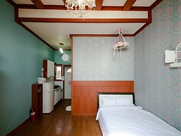 Badasol Fragrance Pension