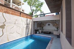 The Sierra - A Luxury Stay