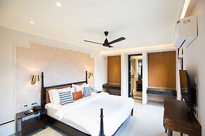 The Sierra - A Luxury Stay