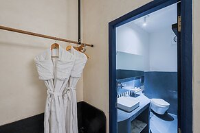 The Sierra - A Luxury Stay