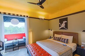 The Sierra - A Luxury Stay