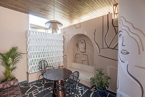 The Sierra - A Luxury Stay