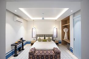 The Sierra - A Luxury Stay