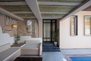 The Sierra - A Luxury Stay