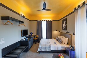 The Sierra - A Luxury Stay