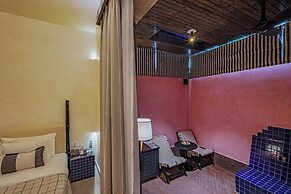 The Sierra - A Luxury Stay