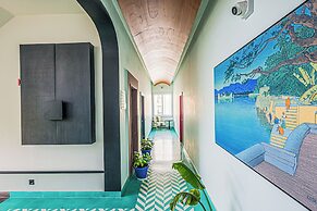 The Sierra - A Luxury Stay