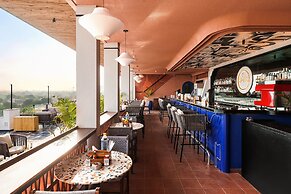 The Sierra - A Luxury Stay