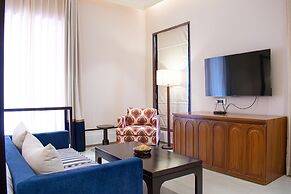 The Sierra - A Luxury Stay