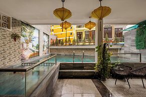 Calla Hotel Hoi an