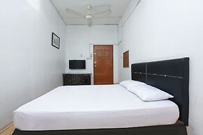 OYO 89755 D&d Budget Inn