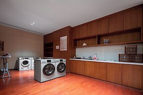 Wuhan Optics Valley Convention Hotel