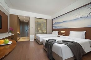 Wuhan Optics Valley Convention Hotel