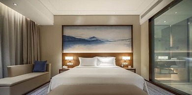 Wuhan Optics Valley Convention Hotel