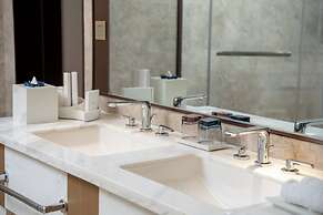 Wuhan Optics Valley Convention Hotel