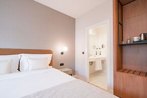 Lx SoHo Boutique Hotel by RIDAN Hotels