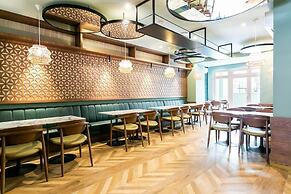 Lx SoHo Boutique Hotel by RIDAN Hotels