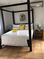 Villa Kapresse Guest House