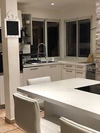 Villa Kapresse Guest House