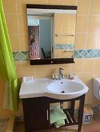 Villa Kapresse Guest House