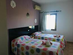 Hostal  Catedritos Ibéricos A-5 KM 154