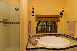 Casa Isla 2BR by Casago