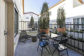 Sonder by Marriott Bonvoy San Lorenzo Apartments