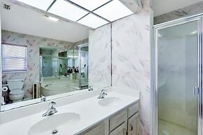 Seahorse Waterfront Pool Home