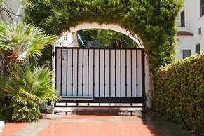 Beverly Hills Celebrity Home