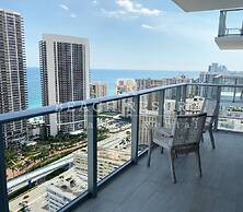 HYDE Beach House Resort Rental