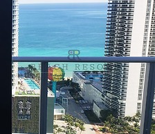 HYDE Beach House Resort Rental