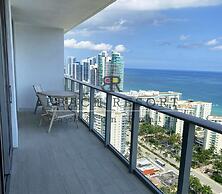 HYDE Beach House Resort Rental
