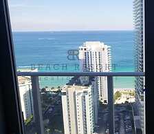 HYDE Beach House Resort Rental