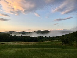 Fat Sheep Farm & Cabins
