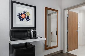 Holiday Inn Express And Suites Colorado Springs South I-25 by IHG