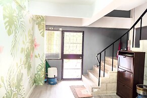 Bossa House Hostel & Cafe