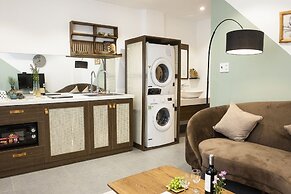 Quang Vinh Apartment and Hotel Hoi An