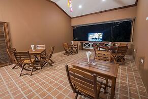 Traveller Lodge Ngapali by River Top - Hostel