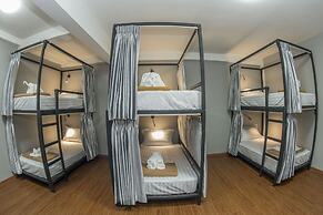 Traveller Lodge Ngapali by River Top - Hostel