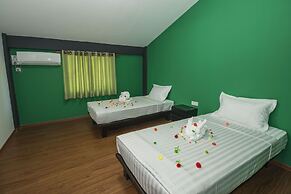 Traveller Lodge Ngapali by River Top - Hostel