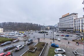 Apartment on Khreshchatyk