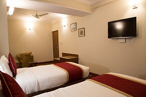 Nexstay Rainbow Business Hotel