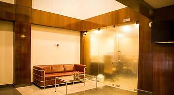 Nexstay Rainbow Business Hotel